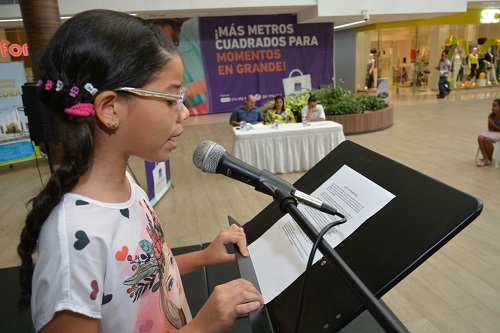 CENTRO DE BIBLIOTECAS REALIZA CONCURSO DE LECTURA EN VOZ